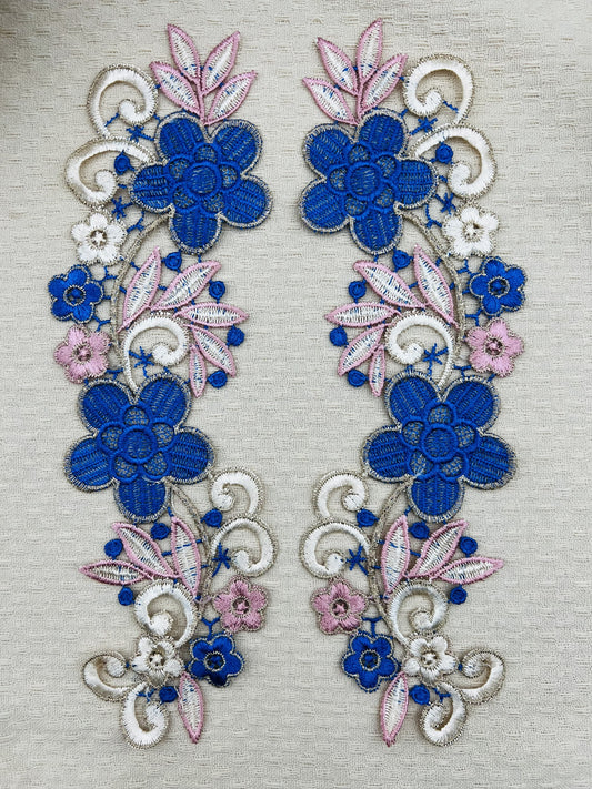 Guipure intemporelle fleurs bleu saphir rose 2 pièces