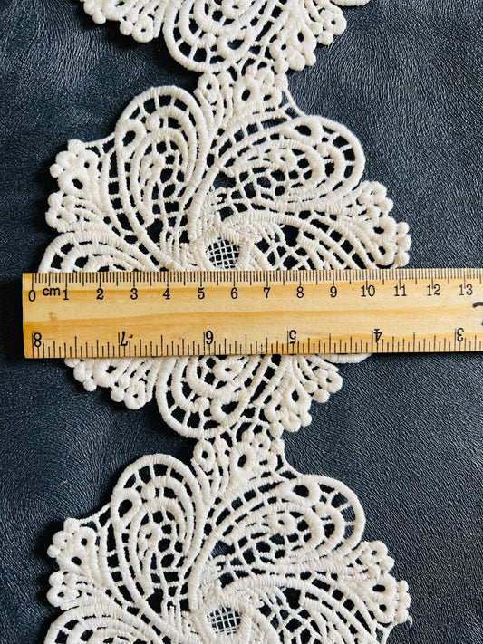 Galon cercle crocheté extra large