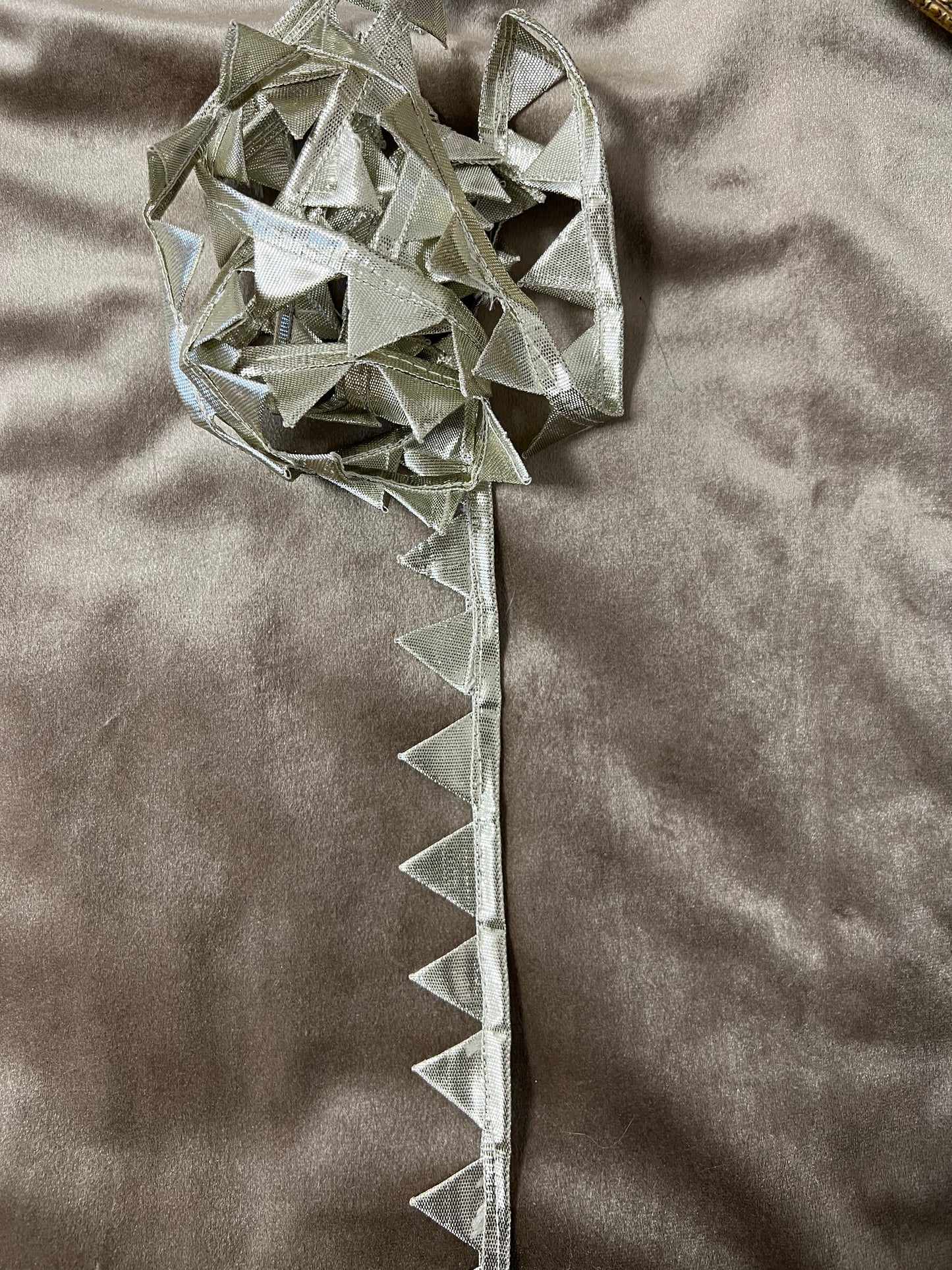 Galon triangle pyramide