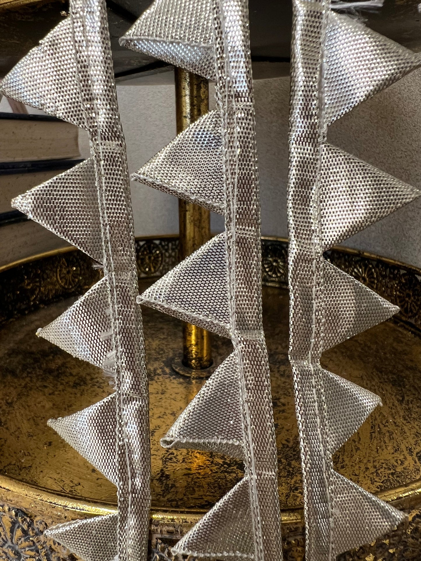 Galon triangle pyramide