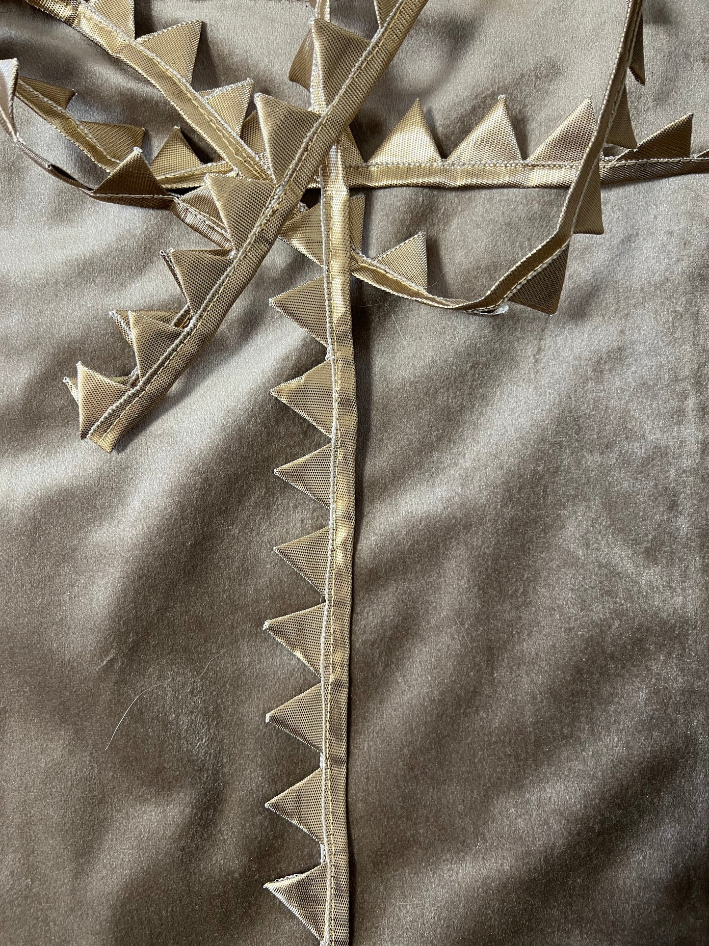 Galon triangle pyramide