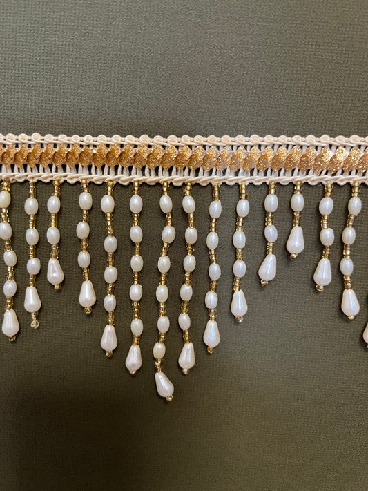 Galon doré à franges perlées