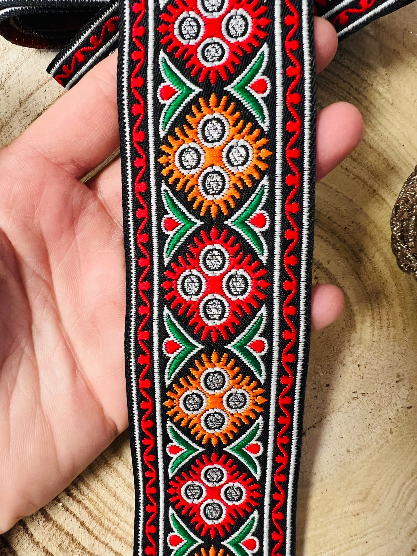 Galon ethnie retro largeur moyenne mosaïques