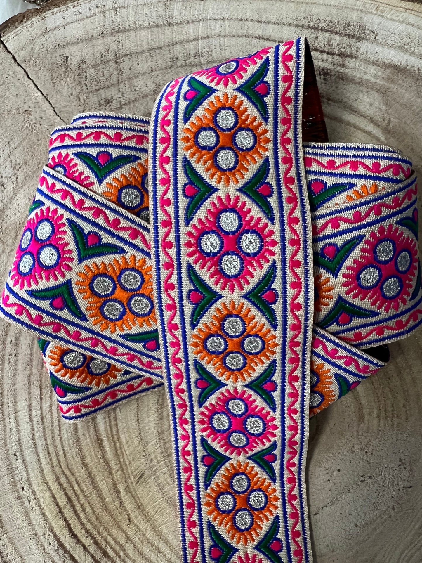 Galon ethnie retro largeur moyenne mosaïques