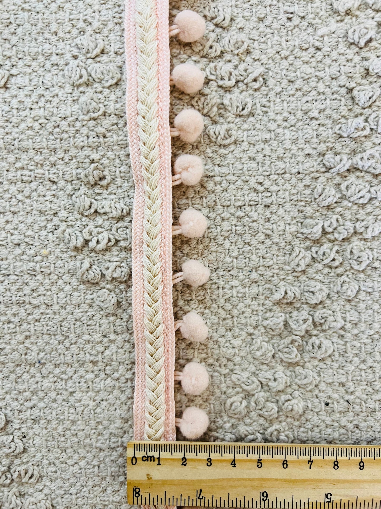 Galon à pompons au ruban tressé