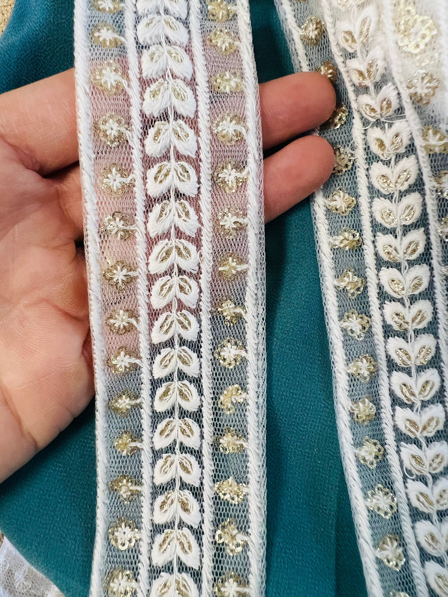 Galon inspiration organza blanc doré scintillant