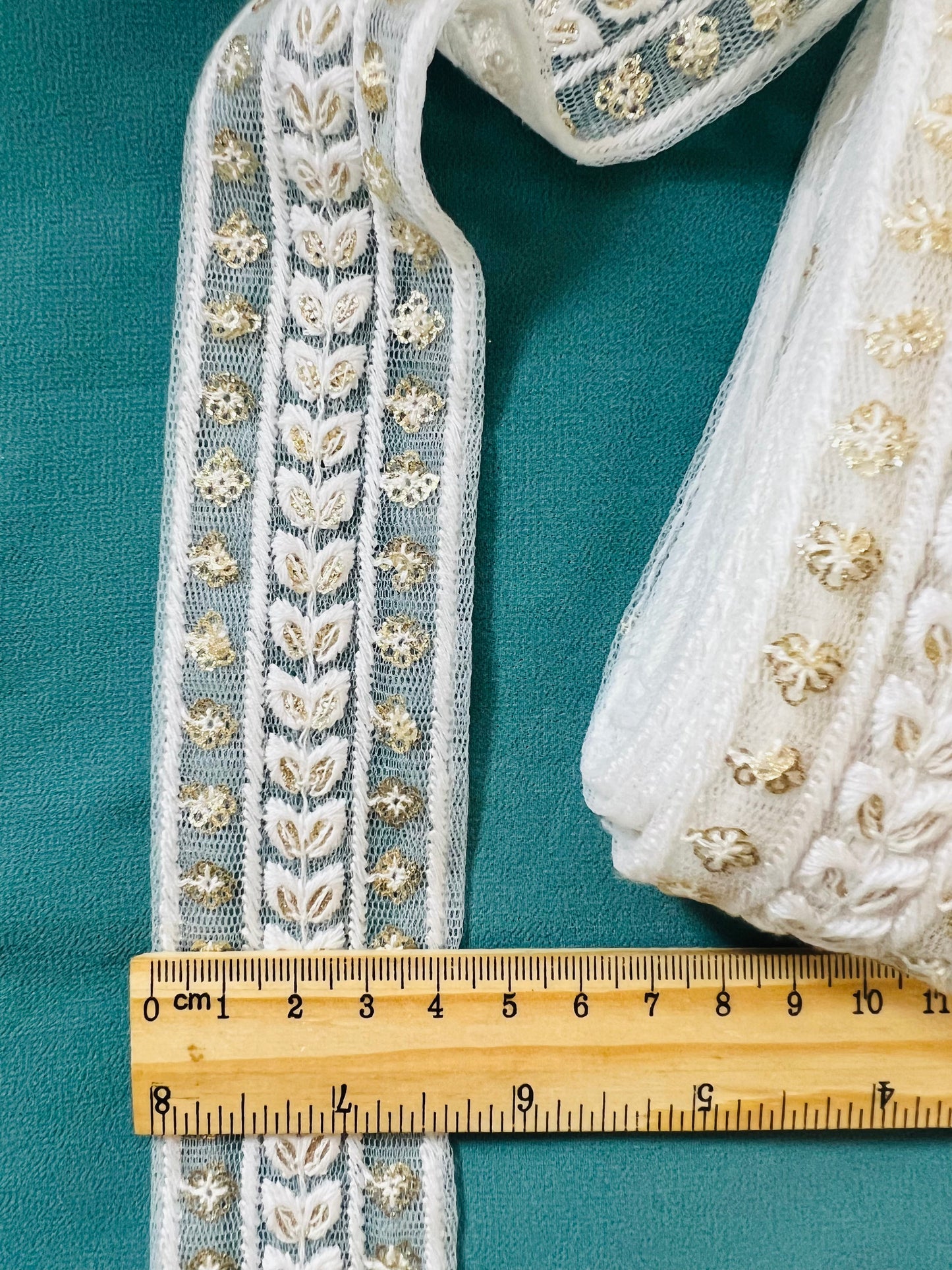 Galon inspiration organza blanc doré scintillant