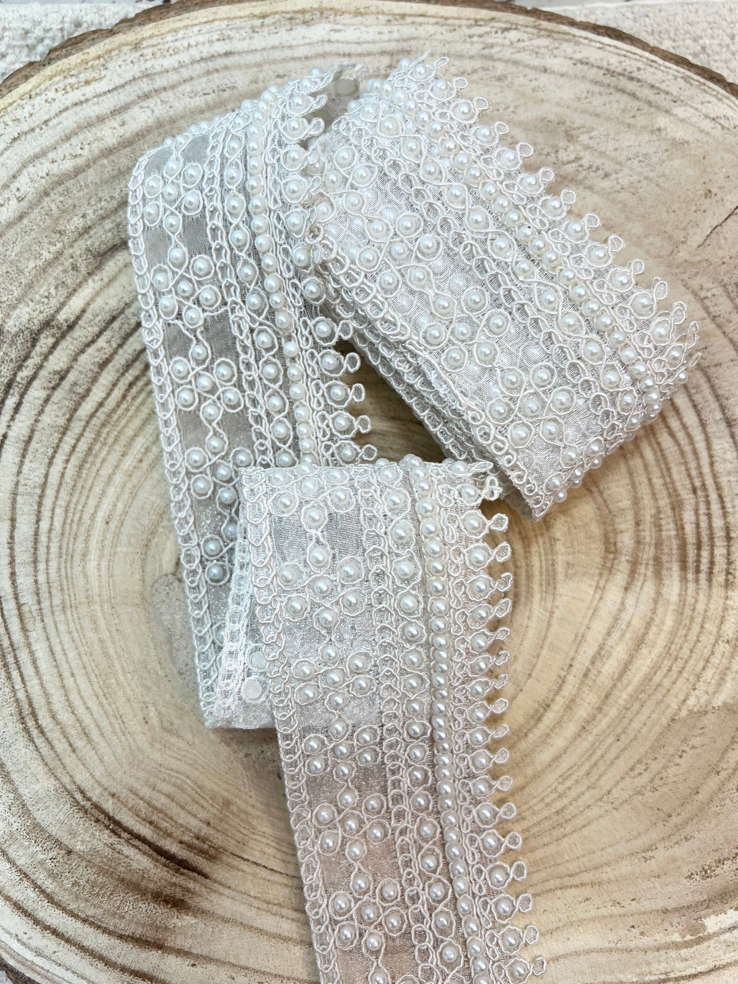 Galon blanc cassé à perles largeur moyenne