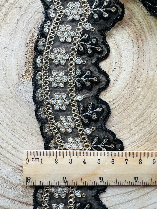 Galon Dentelle Noire Brodée Doré et Strass