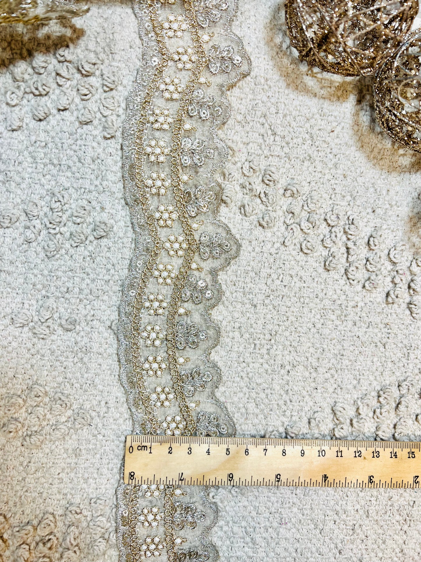 Galon oriental arcades avec mini sequins (Ecru doré)