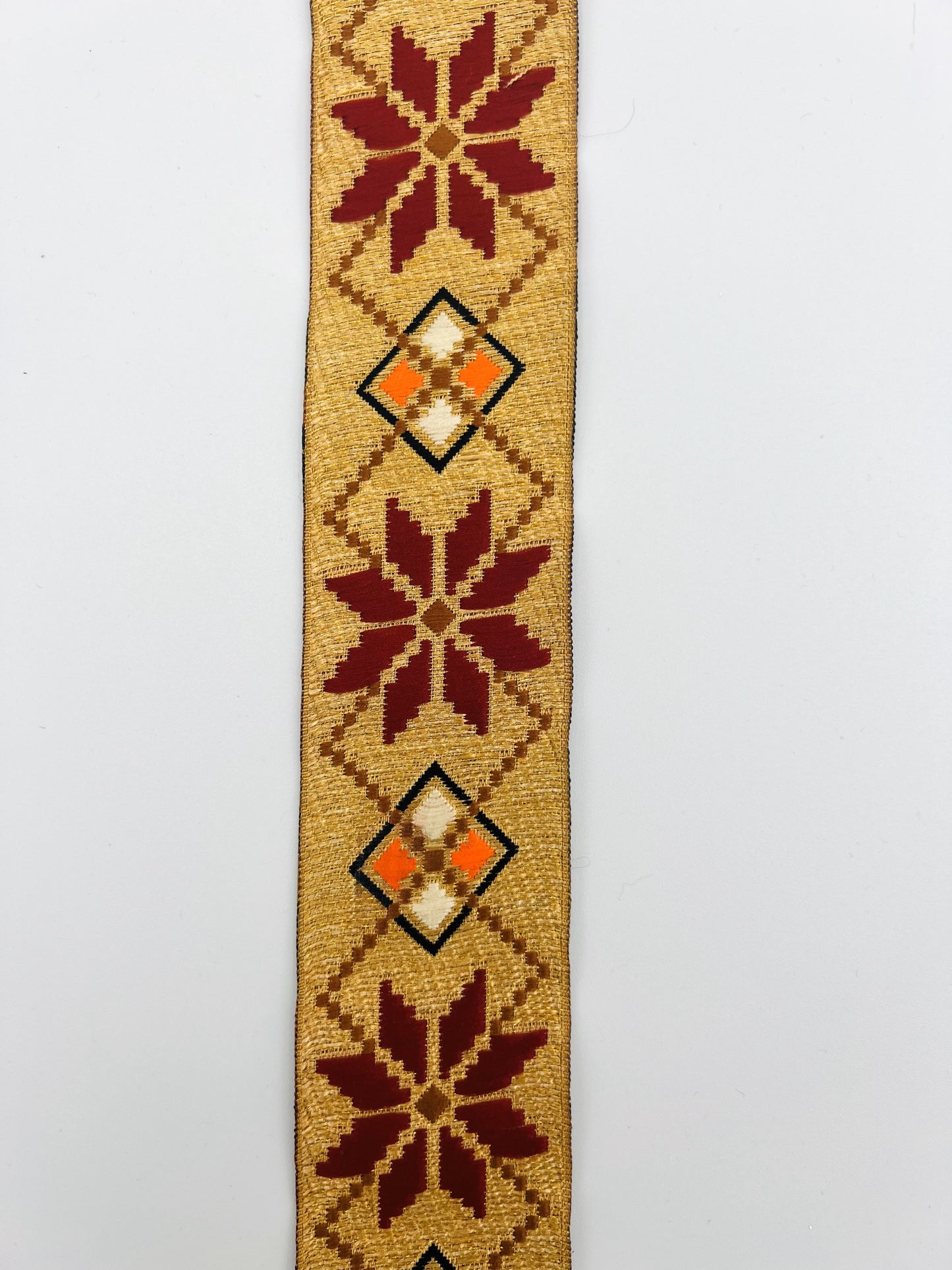 Galon de couture Ruban ethnique bohème IZURAN (4 mètres)