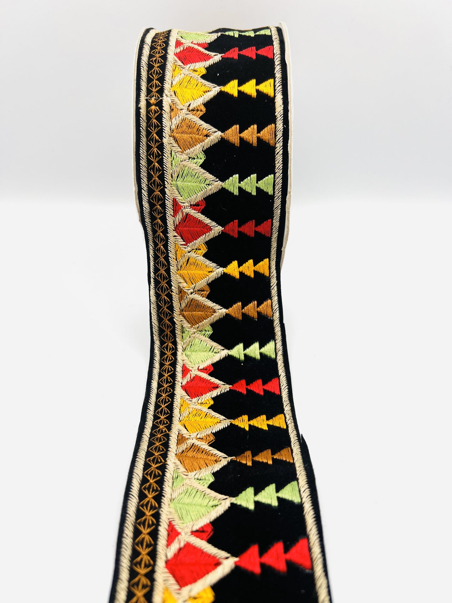 Galon bohème ethnique TAQSI – 6,5 cm (8 mètres)
