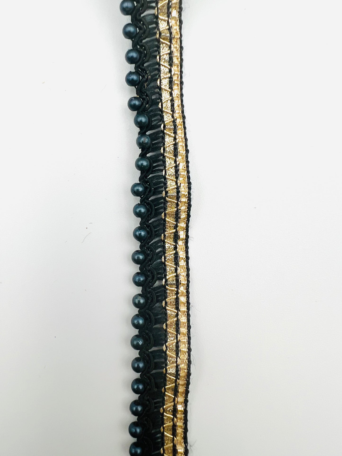 Galon Tressé Noir et Doré avec Perles