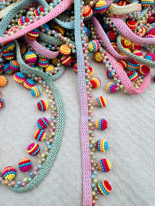 Galon à Boules Colorées et Perles – Bande Crochetée Multicolore