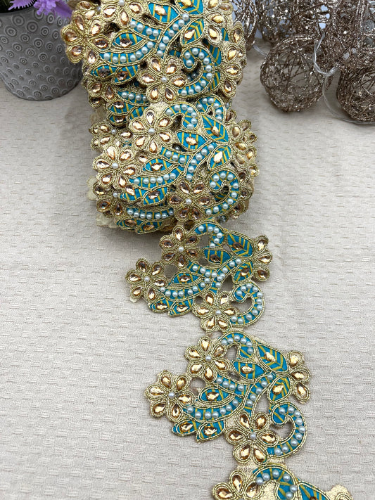 Galon oriental or et bleu à motifs floraux