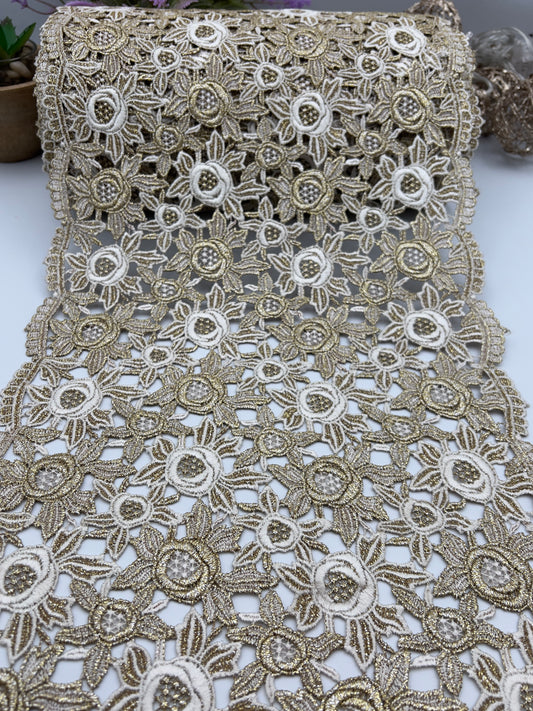 Galon brodé XXL doré et blanc – 29 cm de largeur