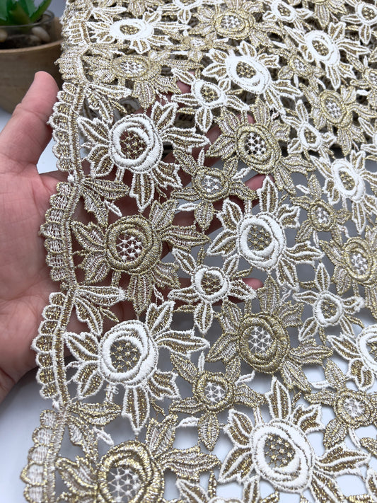 Galon brodé XXL doré et blanc – 29 cm de largeur