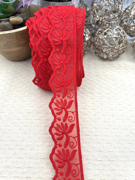 Galon dentelle à fleurs brodé rouge - 3,5 cm x 2,5 m