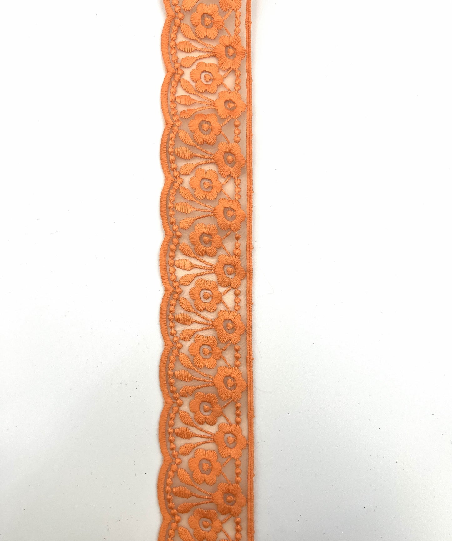 Galon dentelle à fleurs brodé orange abricot - 4,5 cm x 2,5 m