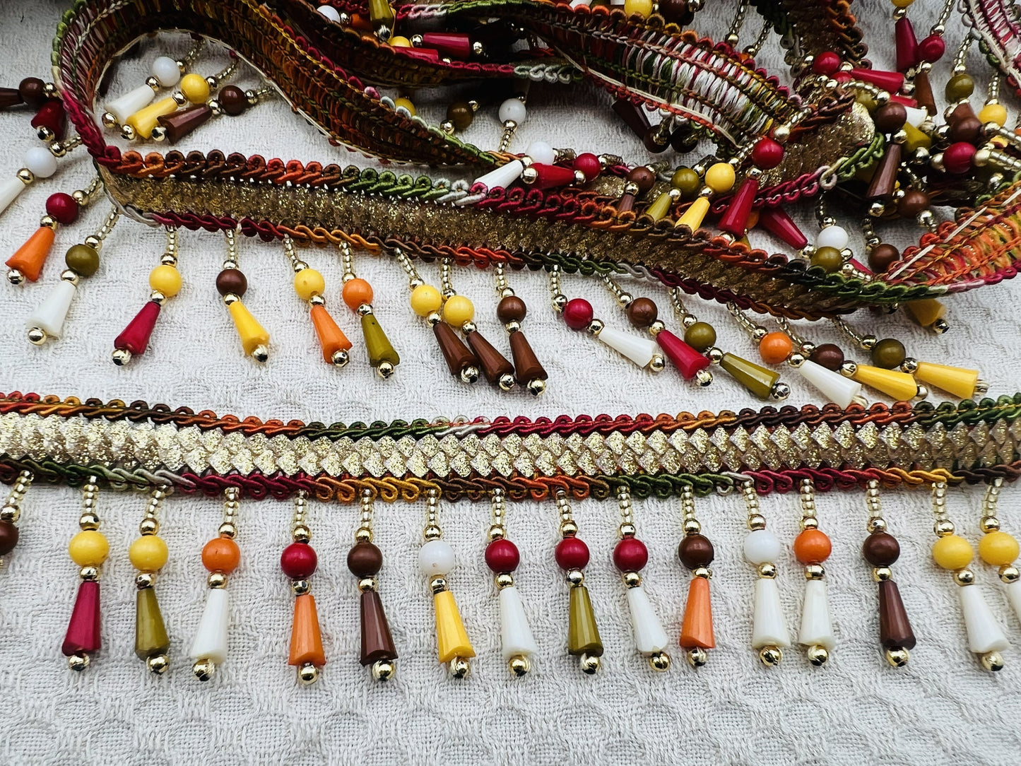 Galon TIFIN multicolore à pampilles fantaisie 5 cm (2 mètres)