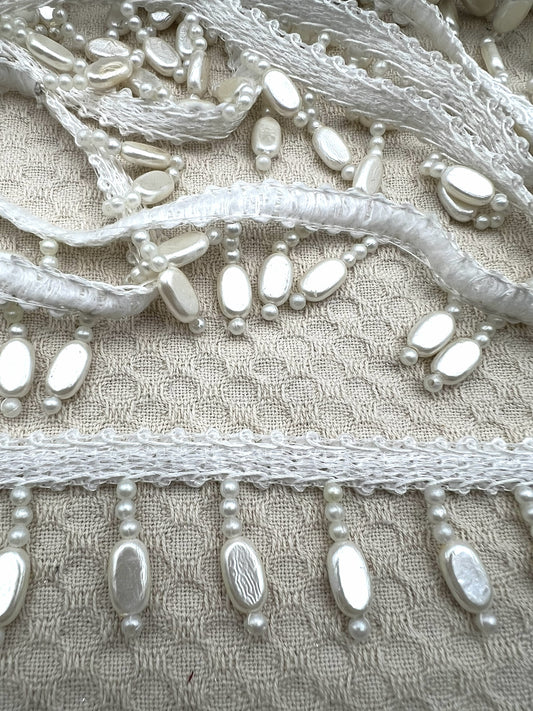 Galon blanc à perles nacrées pendantes 3,5 cm mariage couture élégante (2 mètres)
