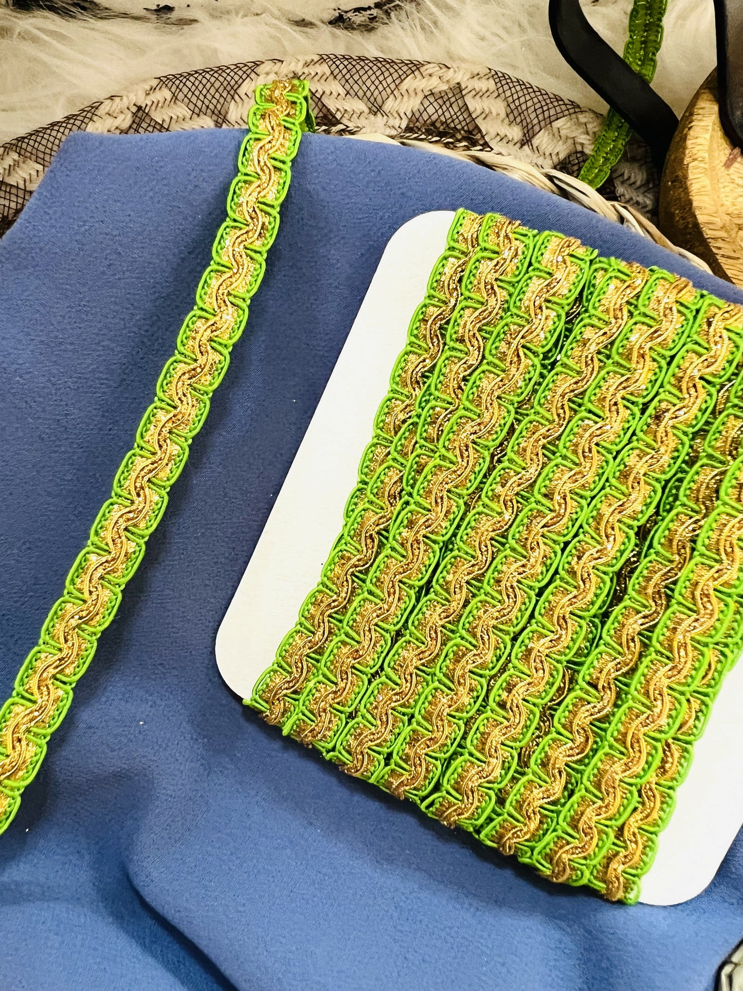 Galon fin doré métallisé 4 m – ruban couture et customisation – galon décoratif