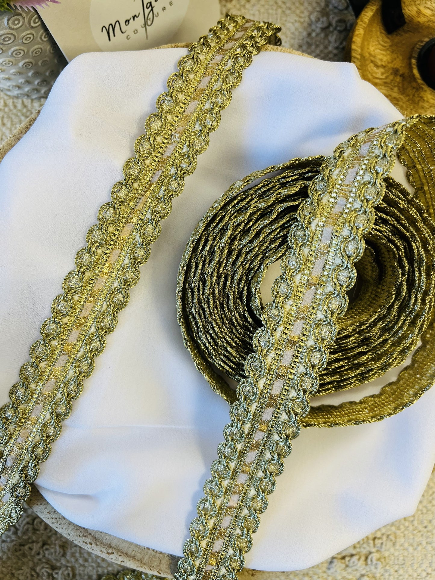 Galon tressé doré pour couture et customisation - 6 couleurs disponibles