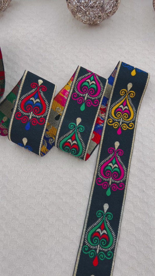 Galon de couture Ruban ethnique bohème AKSEL (4 mètres)