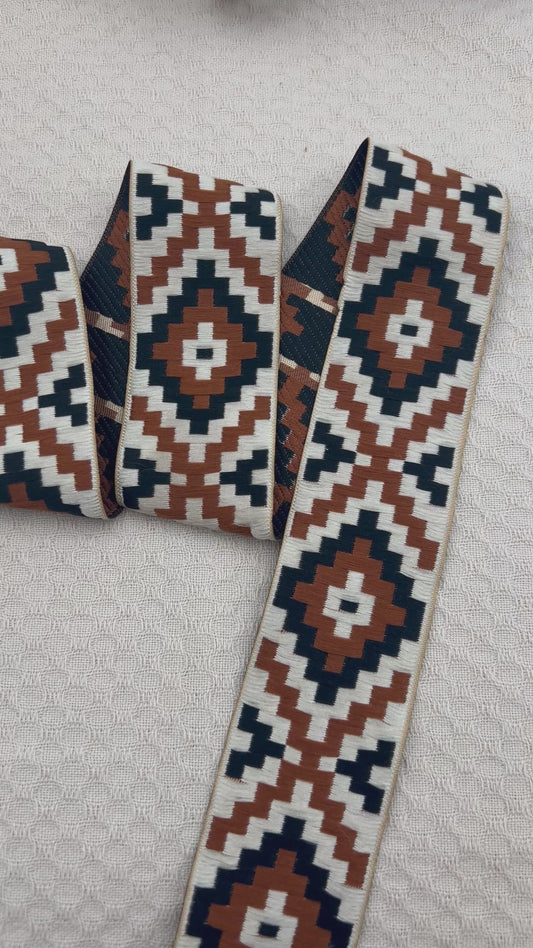 Galon bohème ethnique AZUL – 4,5 cm (8 mètres)